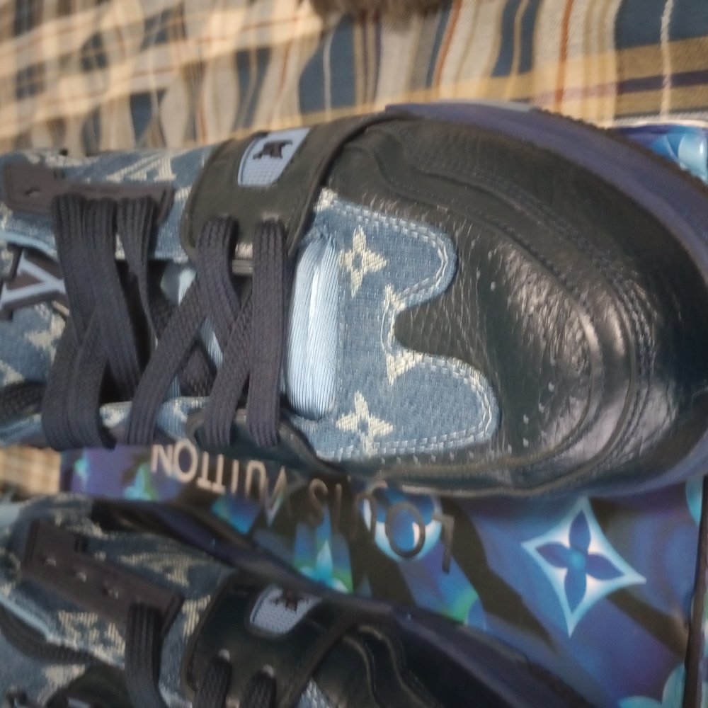 Louis Vuitton Blue Athletic Sneakers with Distinctive Design - Picture 11 of 15